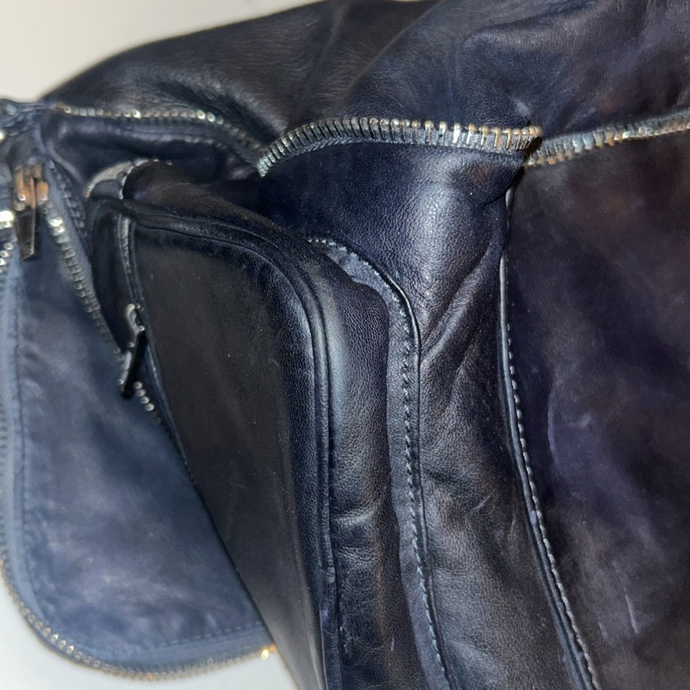 Alexander Wang Black Leather Shoulder Bag - Picture 9 of 12
